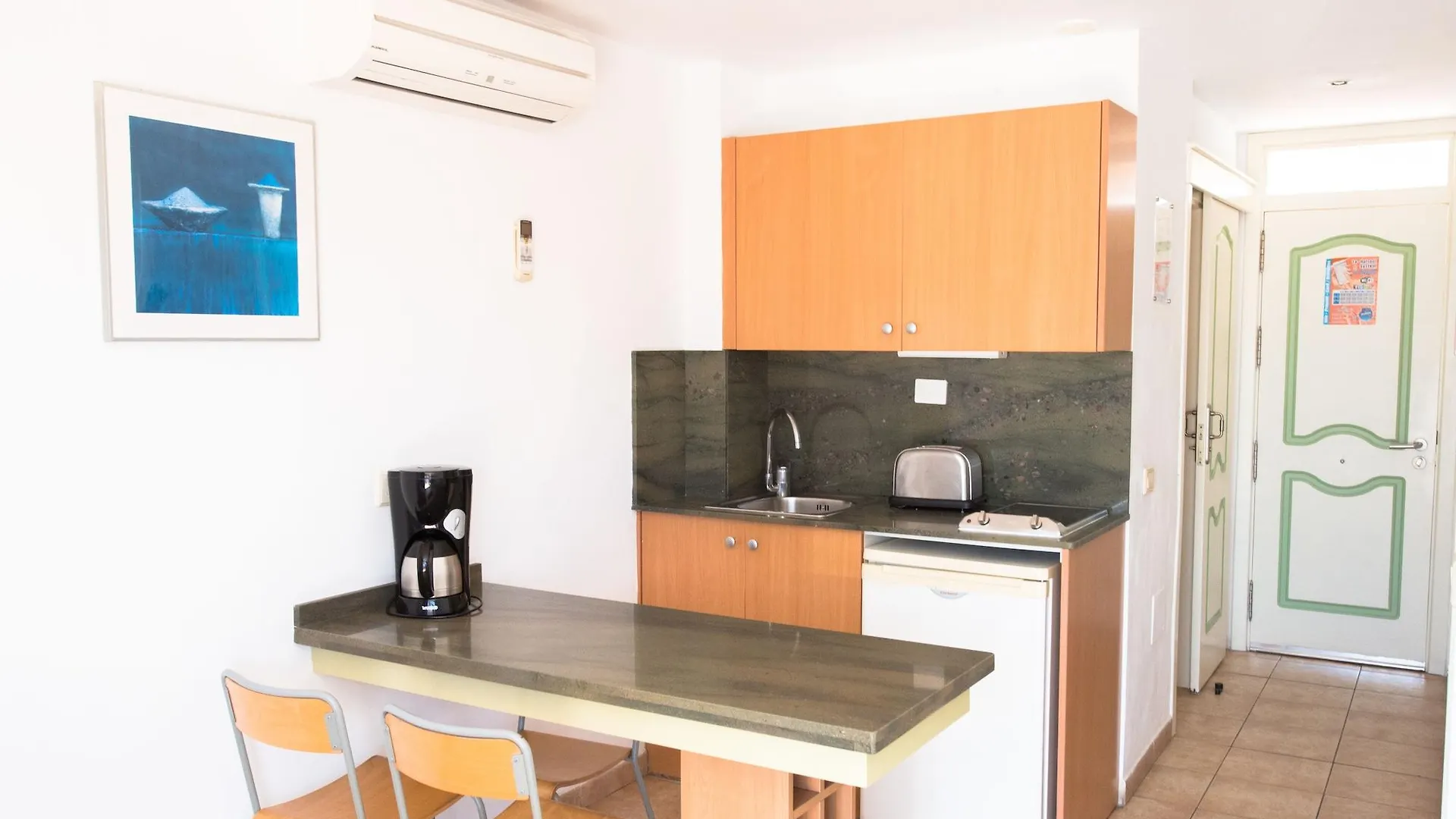 Hotel Apartamentos Karina Playa del Ingles